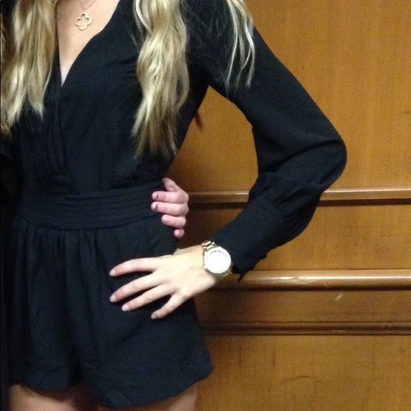 Boutique “very j” black long sleeve romper - Picture 6 of 6